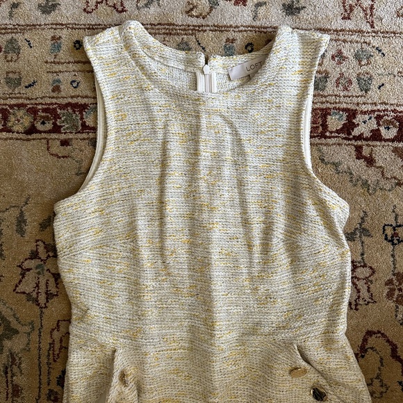 Loft Dress - Picture 4 of 7